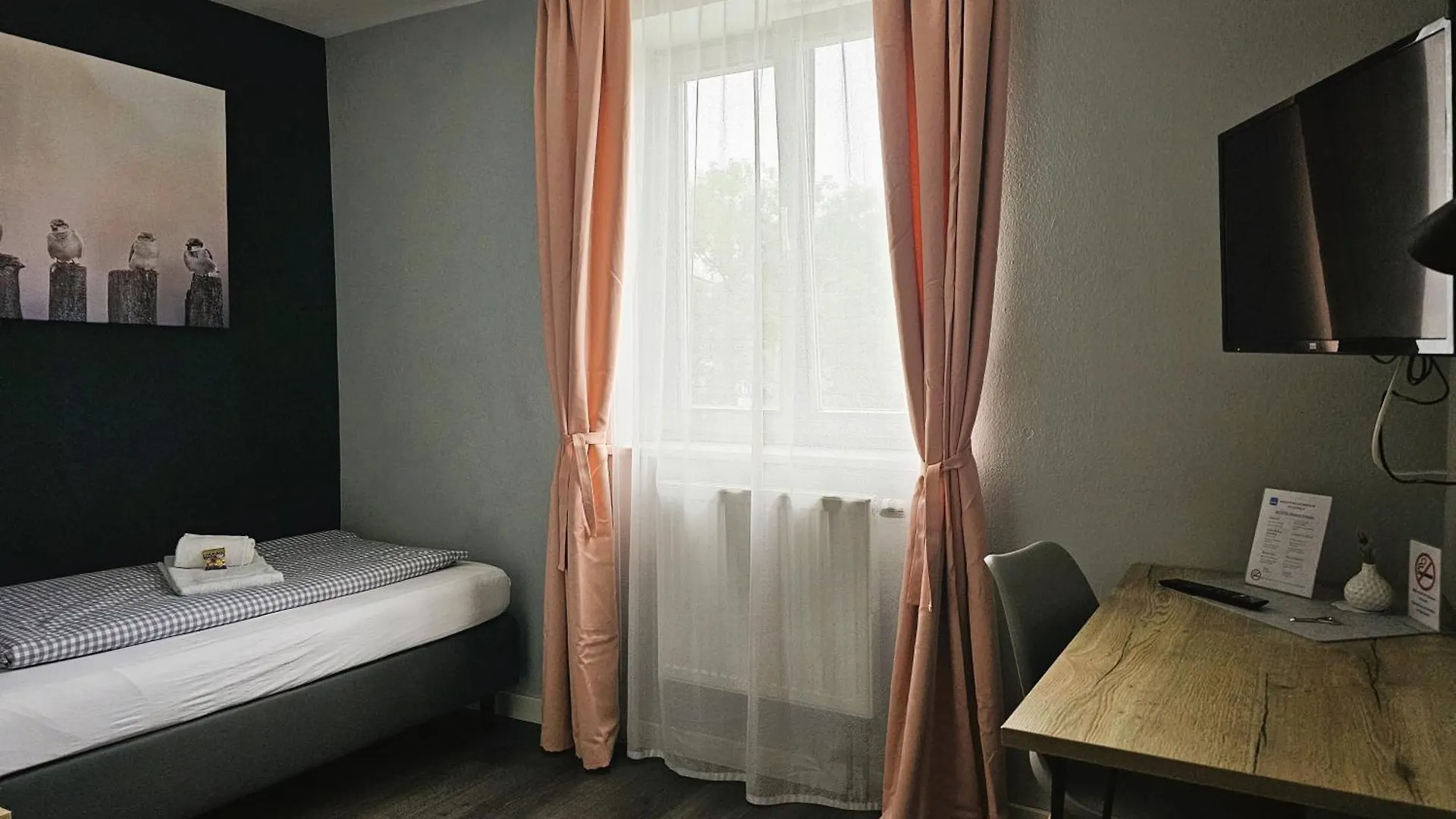 *** Gasthof Novitel Pension Pliening - München Messe Deutschland